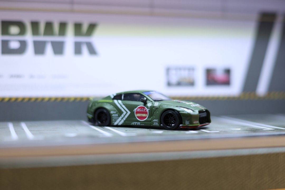 1/64 LB Nissan GT-R R35 Zero Fighter [LB Performance] not mini gt ...