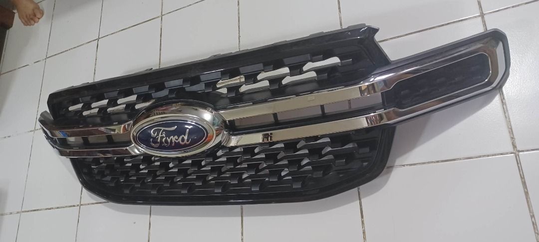 2023 Ford Ranger Front Grille Original (Category: Other Automotive Parts and Accessories) located in Antipolo. Submitted by jayc_collections (Listing ID 1345061726, Image 1). Description: 2023 Ford Ranger Front Grille Original.