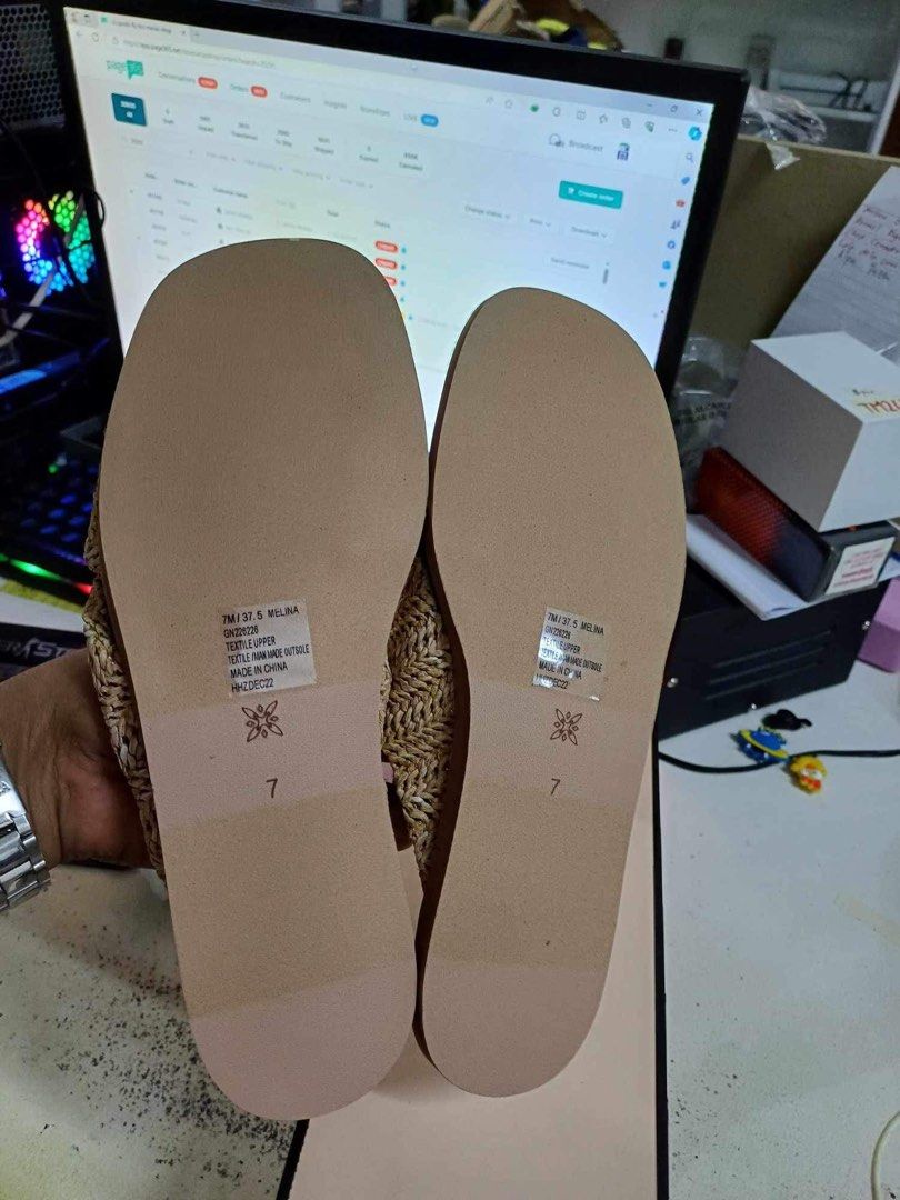 BCBG Sandals US7 - BNEW (Category: Flats & Sandals) located in Quezon City. Submitted by queenofdstny (Listing ID 1345000471, Image 2). Description: Please see photos Fits US6 FREE SF.