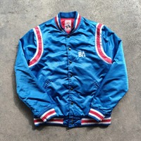 (Kategori: ) berada di . Dikirim oleh sneakersvibe (ID iklan 1344986091, Gambar 1). Deskripsi: .
