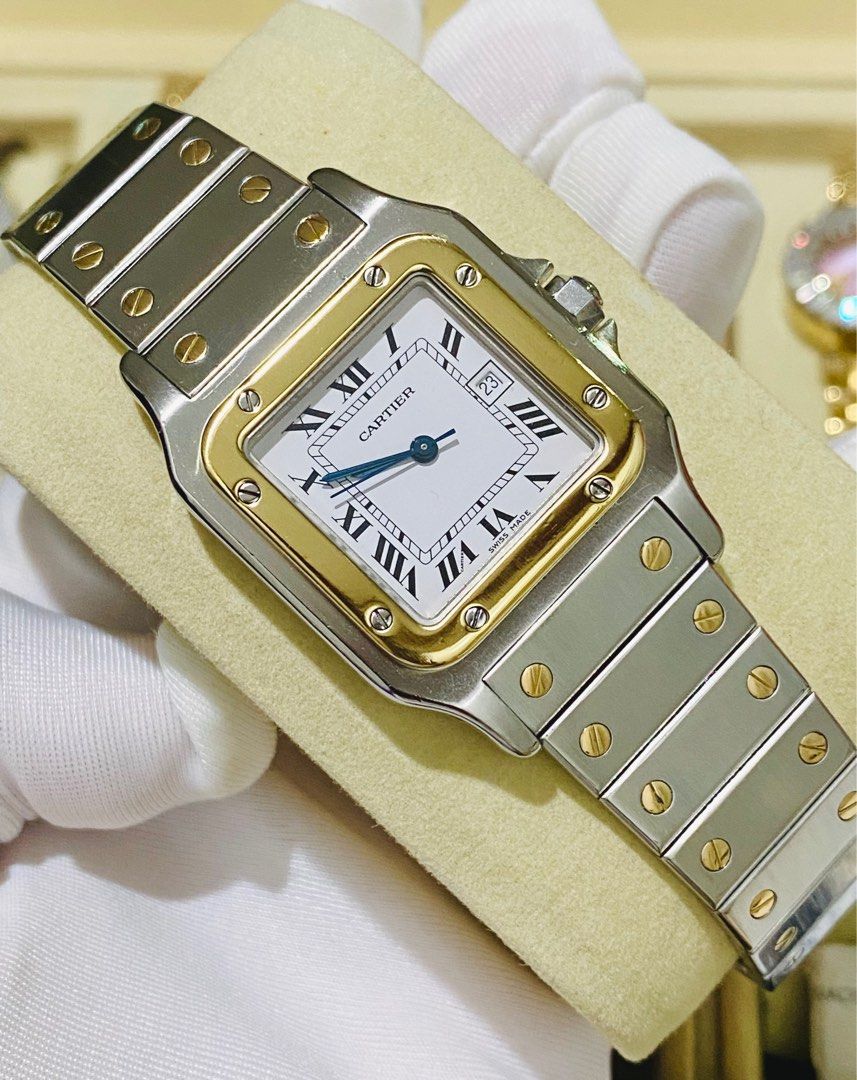 Cartier Santos Carrée Continuous Strap (Category: Luxury Watches) located in Baliuag. Submitted by clicksmileph (Listing ID 1345110114, Image 3). Description: Cartier Santos Automatic Rare Find Carrée 248,000 Php Details: Cartier Santos Carrée Vintage Watch 9/10 - All working, No issue except signs of wear (normal part of buying used watches) Continuous Strap🫶🏻 (Latest) Automatic Movement Unisex, 29mm Case size 3'0 calendar aperture Approx 16.5