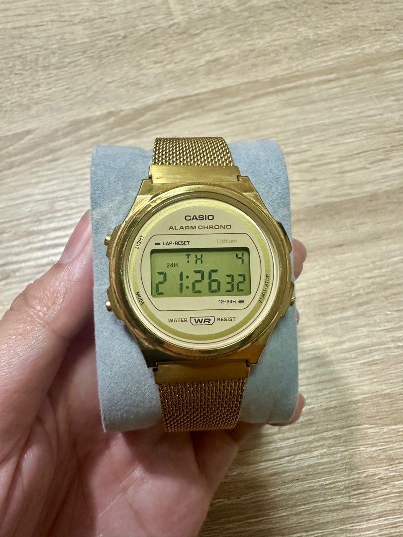 Casio Gold Stainless Steel Strap Digital Watch (Category: Women's Watches) located in Quezon City. Submitted by trish_eb (Listing ID 1345085625, Image 1). Description: Casio (A171WEMG-9ADF) Gold Stainless Steel Strap Digital Watch 38mm Round Dial Dial Type: Mineral Glass Feature: Date, Stopwatch, Alarm, Unconventional Time Reading .