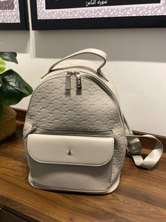 (Category: ) located in . Submitted by tinas_preloved (Listing ID 1345090344, Image 1). Description: .