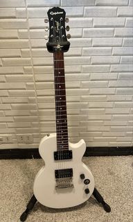 Epiphone Les Paul special ii white, with fender frontman 10g