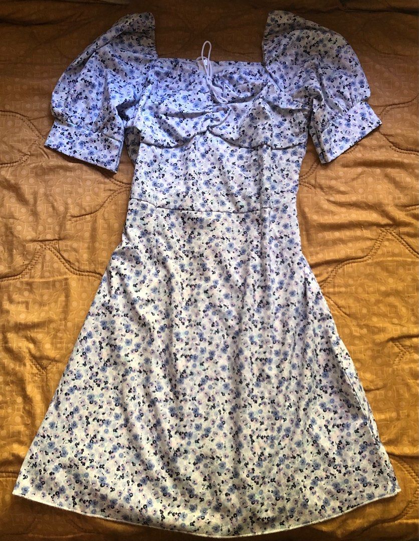 Floral Dress (Category: Dresses) located in Iriga City. Submitted by lovedeverything (Listing ID 1344986145, Image 1). Description: ⊹₊⟡⋆ PRELOVED CLOTHES ⊹₊⟡⋆ 🏷️ 150.00 MOP: Gcash or Bank Transfer Location: Iriga City, Camarines Sur Shipping Courier: JNT or LBC Strictly no cancellation. Payment first basis. Shipping fee should be handled by the buyer. No to bugos buyer please! 🙏🏻🧿 #prelovedclothes .