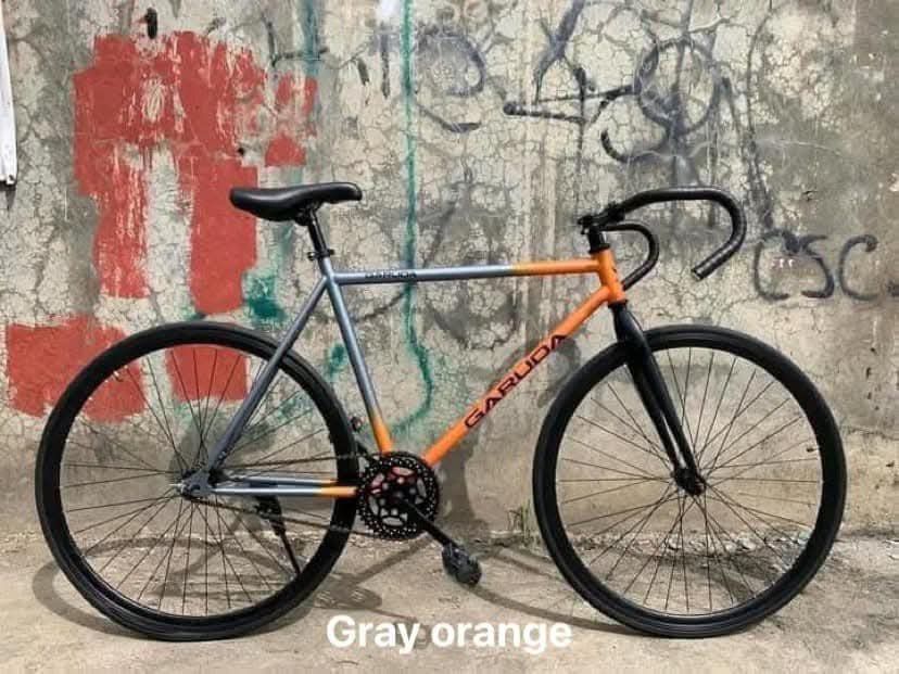 GARUDA FIXIE V2 DROP BAR 700/23c (Category: Bicycles) located in Marikina City. Submitted by keionlines85428 (Listing ID 1344985631, Image 2). Description: RESTOCKED♥️ GARUDA FIXIE V2 DROP BAR 700/23c ❗₱4,000 FREE ASSEMBLE ✨ Garuda Lightweight Steel Frame ✨ Single Speed ✨ Alloy Rims ✨ Standard size Alloy Stem ✨ 44t Crank ✨ Dual Sprocket (18t fixgear) (16t freewheel) ✨ Seat tube 46cm ✨ Top tube 56cm ✨ Bolt HUBS ✨ 700X23c Tire ✨ Rigid Fork ✨ Sealed