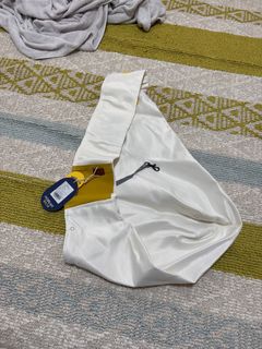 （分類：）位於 。 由 samchiu1985 提交（商品編號 1345019550，圖片 1）。簡介： 。