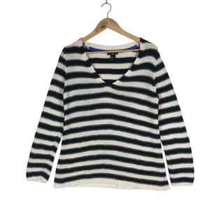 (Category: ) located in . Submitted by nikstore (Listing ID 1345028730, Image 1). Description: .