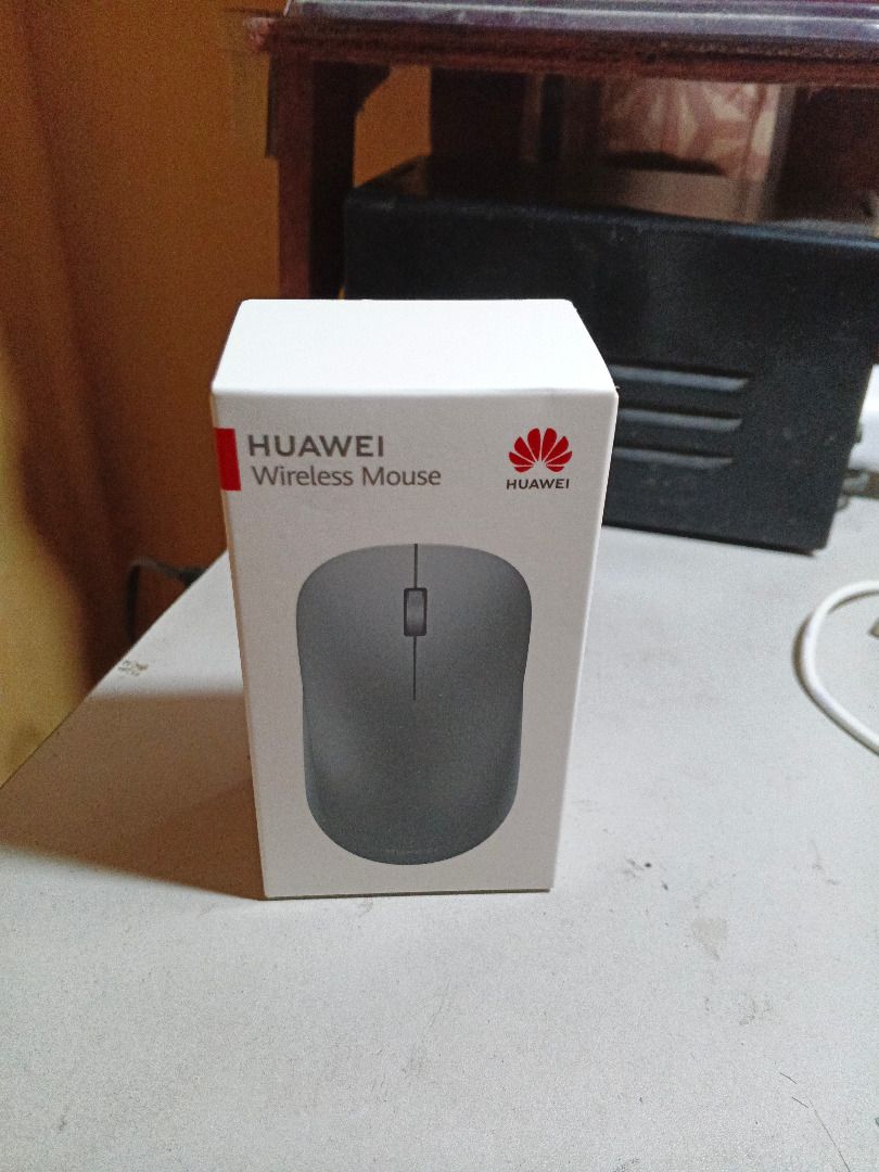 Huawei wireless mouse (Category: Mouse & Mousepads) located in Paranaque City. Submitted by rociarra2019-99005 (Listing ID 1344934838, Image 1). Description: PICK UP ONLY Unopened box you arrange for the rider.