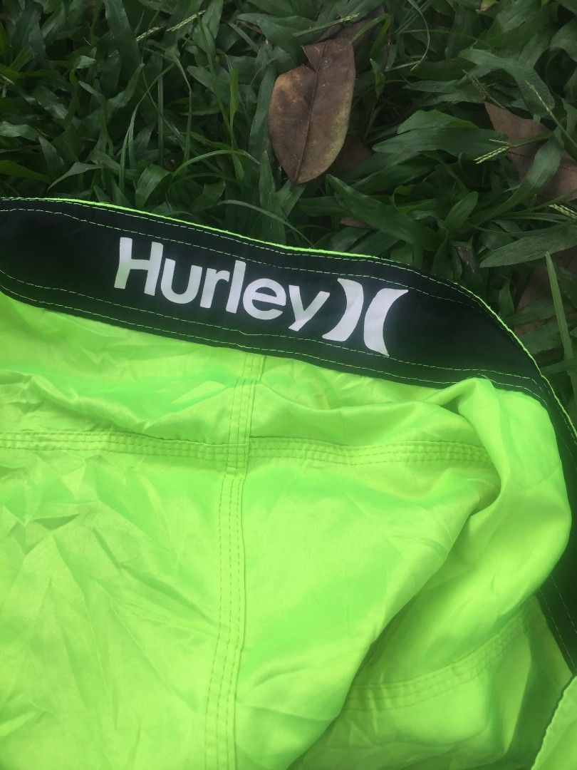 HURLEY NEON GREEN SHORTS (Category: Shorts) located in Manila. Submitted by beybbi (Listing ID 1345057932, Image 3). Description: HURLEY SHORTS NEED WASH.