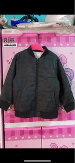 (Kategori: ) berada di . Dikirim oleh By_RaYYumi (ID iklan 1345047050, Gambar 1). Deskripsi: .