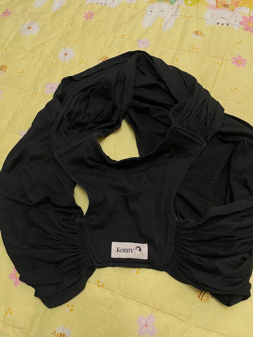 Konny Baby Wrap - Medium (Category: Carriers & Slings) located in San Jose del Monte. Submitted by momma_buys (Listing ID 1344938779, Image 2). Description: As is where is Size M.