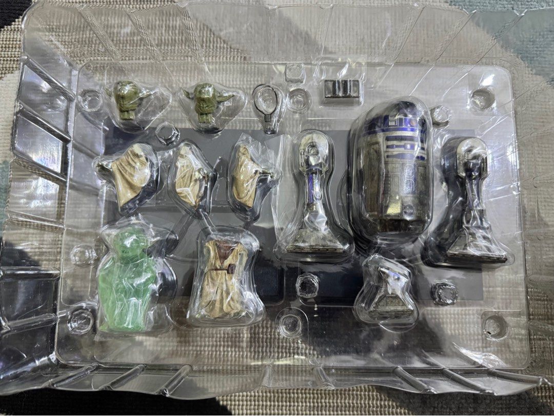 Kotobukiya Yoda and R2D2 (Category: Figurines & Statues) located in Paranaque City. Submitted by twirlyjay (Listing ID 1344953346, Image 2). Description: 🔥FOR SALE🔥 STAR WARS YODA & R2-D2 DAGOBAH 2 PACK ARTFX+ STATUE Condition: MIB opened to inspect pero sealed pa clam shell (unbuilt) Issue: none Price: ₱4.5k 📍Pasay/Parañaque 💰Gcash/BDO 🚀LBC/Lalamove.