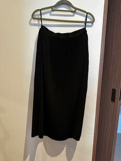 (Category: ) located in . Submitted by blackskirts (Listing ID 1345004471, Image 1). Description: .