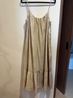 (Category: ) located in . Submitted by blackskirts (Listing ID 1345004851, Image 1). Description: .