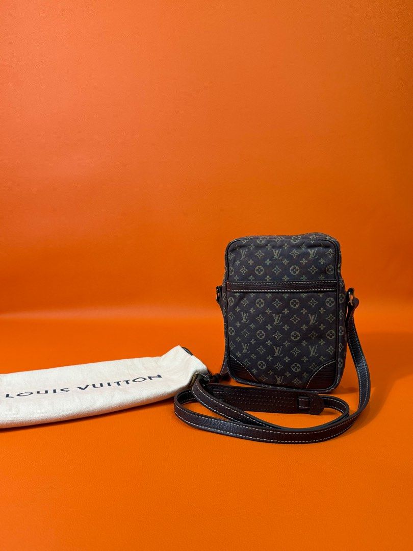 Lv danube minilin (Category: Luxury Bags & Wallets) located in Binalonan. Submitted by sheenaluxarchive (Listing ID 1344981920, Image 1). Description: Rank AB+ condition Orig guaranteed Sign of usage Still presentable! Check photos .
