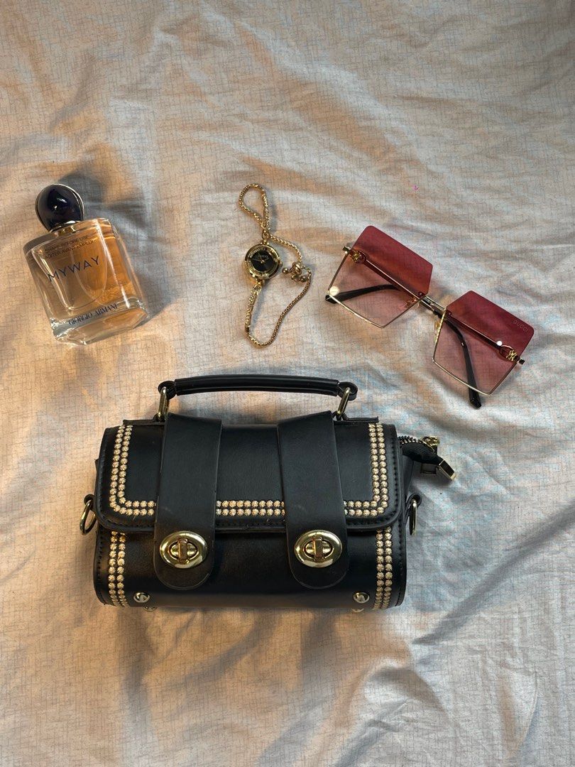 Mini Stitch Detail Twist Lock Flap Square Bag (Category: Luxury Bags & Wallets) located in Manila. Submitted by lov3ele (Listing ID 1344981814, Image 1). Description: ‧₊˚🖇️✩Preloved Bags Collection‧₊˚🖇️✩ 📍Sampaloc, Manila - GENERAL RULES & POLICIES - ೀ mop: bpi/gcash ೀ mod: jnt express (shipping every weekends only) ೀ strictly payment first before shipping ೀ sf will be shouldered by the buyer ೀ no return/refund. pls buy responsibly ೀ cancellat