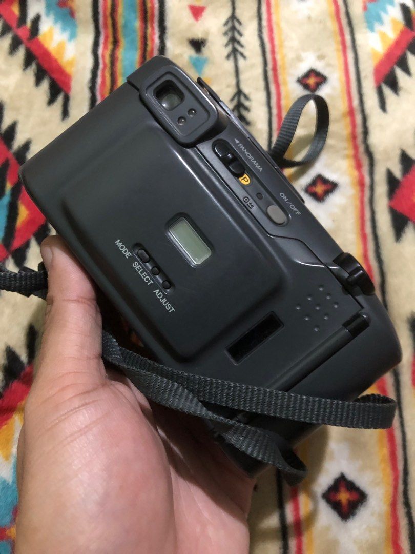 Minolta Capios140 passive af film camera (Category: Cameras) located in Quezon City. Submitted by markgolveo (Listing ID 1345069944, Image 3). Description: Minolta Capios140 passive af film camera Last tested a couple of months ago with power Untested over a film Untested as of now posted Selling as is of stated of its condition For parts out, display props or collections.