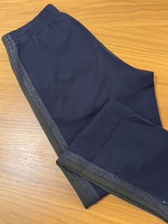 （分類：）位於 。 由 louislio 提交（商品編號 1345075145，圖片 1）。簡介： 。