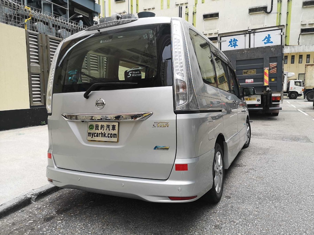 Nissan  SERENA Highway Star SHYBRID Auto62864837645057111