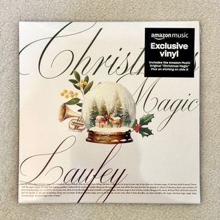 [On Hand] Laufey - Christmas Magic (From Red One) Limited Edition 7” Black Vinyl