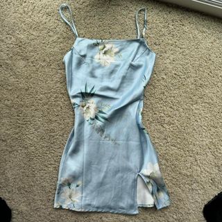 （分類：）位於 。 由 charyy_ 提交（商品編號 1345034302，圖片 1）。簡介： 。