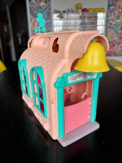 (Category: ) located in . Submitted by caramelaw (Listing ID 1345030633, Image 1). Description: .