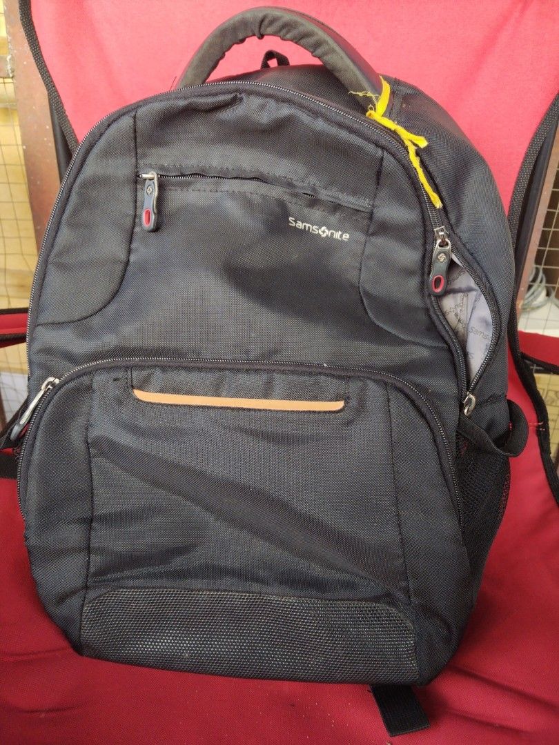 Samsonite Backpack Bag (Category: Backpacks) located in Kuala Lumpur. Submitted by seongliew153636 (Listing ID 1345015821, Image 1). Description: Original : Samsonite Backpack Bag Showroom Demo Unit Few Units Available Offer Item : Like New In Good Condition Postage : Yes Cod : Taman Gembira NO SMS........ Call or WhatsA 011-5999-65-03 Call More Other Item.