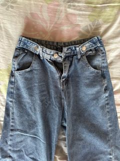 (Category: ) located in . Submitted by lolokbye (Listing ID 1345021497, Image 1). Description: .
