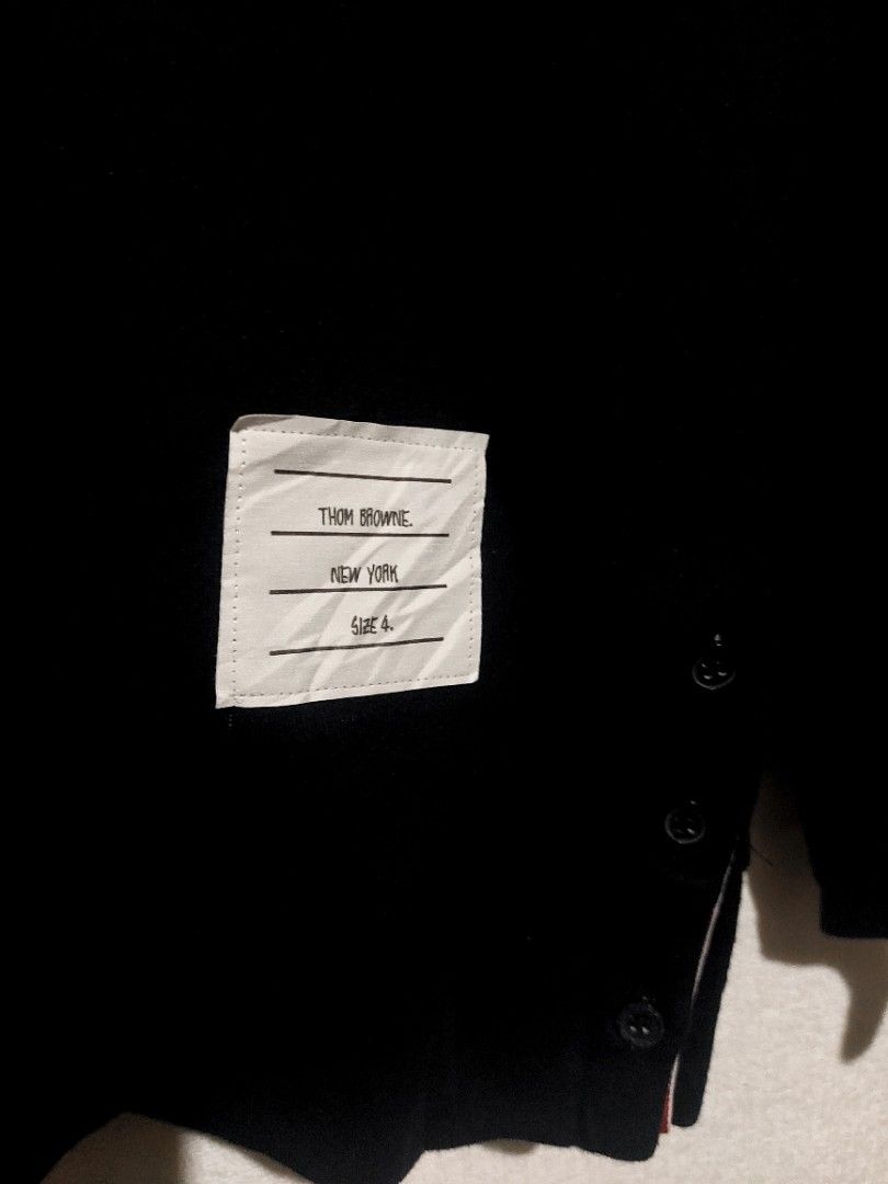 Thom browne (Category: Activewear) located in Tagum. Submitted by roxasteofilo (Listing ID 1345046265, Image 3). Description: THOM Browne Size 4 L28.5 W20.5 price 700 free shipping po.