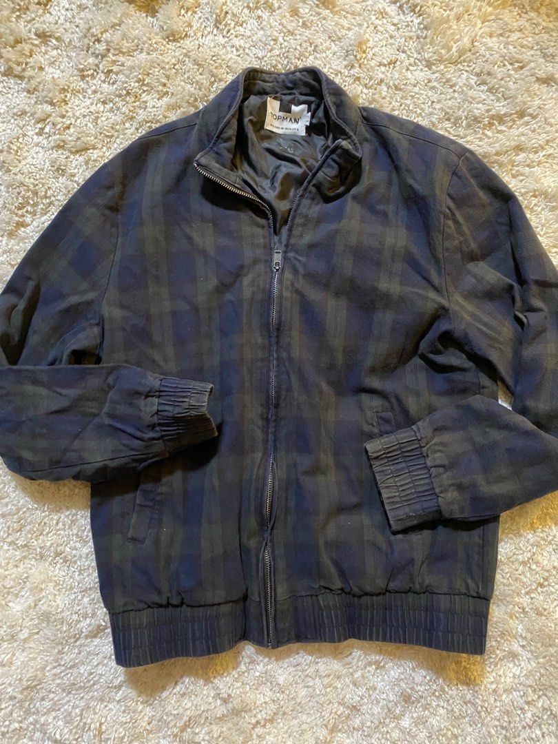Topman Bomber Jacket M (Category: Coats, Jackets and Outerwear) located in Quezon City. Submitted by sellinsomestuff (Listing ID 1345006200, Image 1). Description: Topman Bomber Jacket Medium (W20”xL25”) Checkered design green/blue/black 98% cotton No issues No being used Kept in closet Wash and wear For pickup or shipping co buyer Thank you.