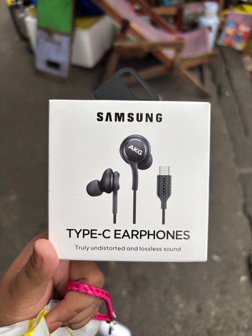 Type C EarPhones (wired) (Category: Earphones) located in Manila. Submitted by nhh_accessories (Listing ID 1345039565, Image 1). Description: .