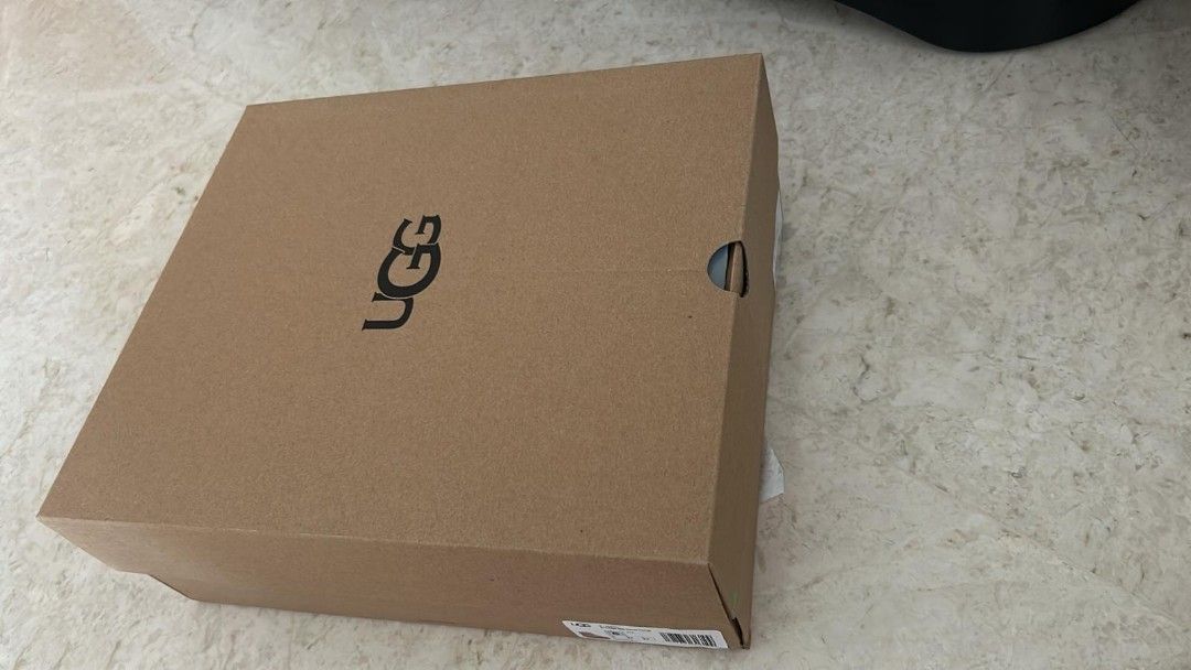 UGG Boot (Category: Boots) located in Singapore. Submitted by moneyfull (Listing ID 1344939684, Image 7). Description: I bought this in Japan and realised that I got the wrong size. This is good a new..