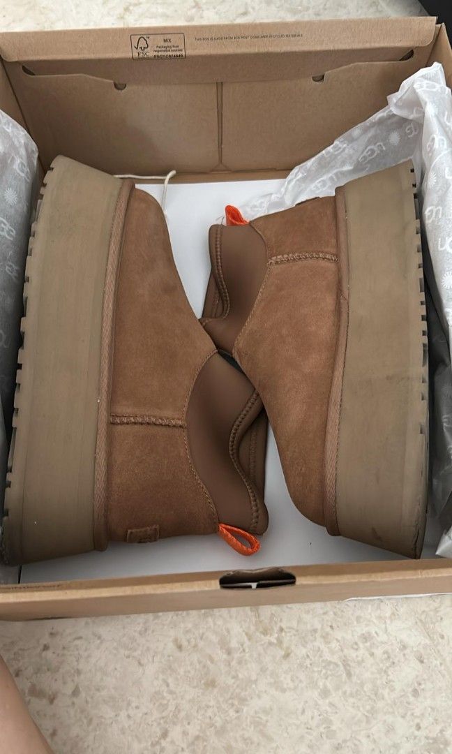 UGG Boot (Category: Boots) located in Singapore. Submitted by moneyfull (Listing ID 1344939684, Image 1). Description: I bought this in Japan and realised that I got the wrong size. This is good a new..