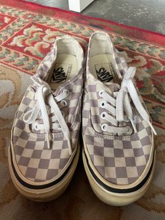 (Category: ) located in . Submitted by thrifts_ (Listing ID 1344970660, Image 1). Description: .