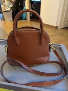 (Category: ) located in . Submitted by hearttosell (Listing ID 1345029231, Image 1). Description: .