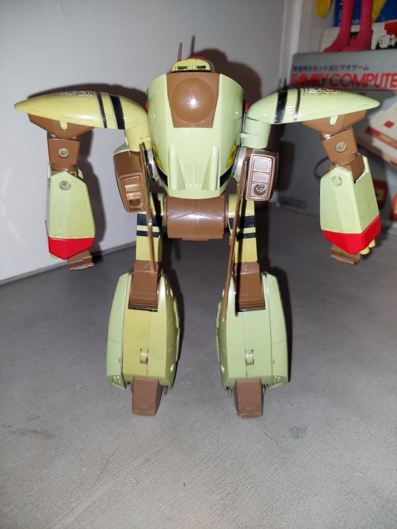 Vintage Takatoku Macross Orguss (Category: Vintage Collectibles) located in Manila. Submitted by retrotoycollections (Listing ID 1345015277, Image 2). Description: .
