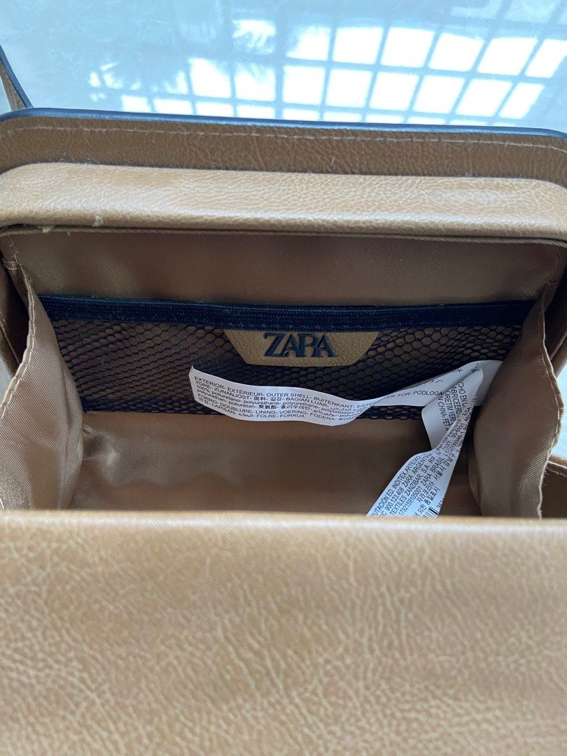 Zara Square Shoulder bag (Category: Shoulder Bags) located in Santa Maria. Submitted by lemuelrams (Listing ID 1345026548, Image 2). Description: .
