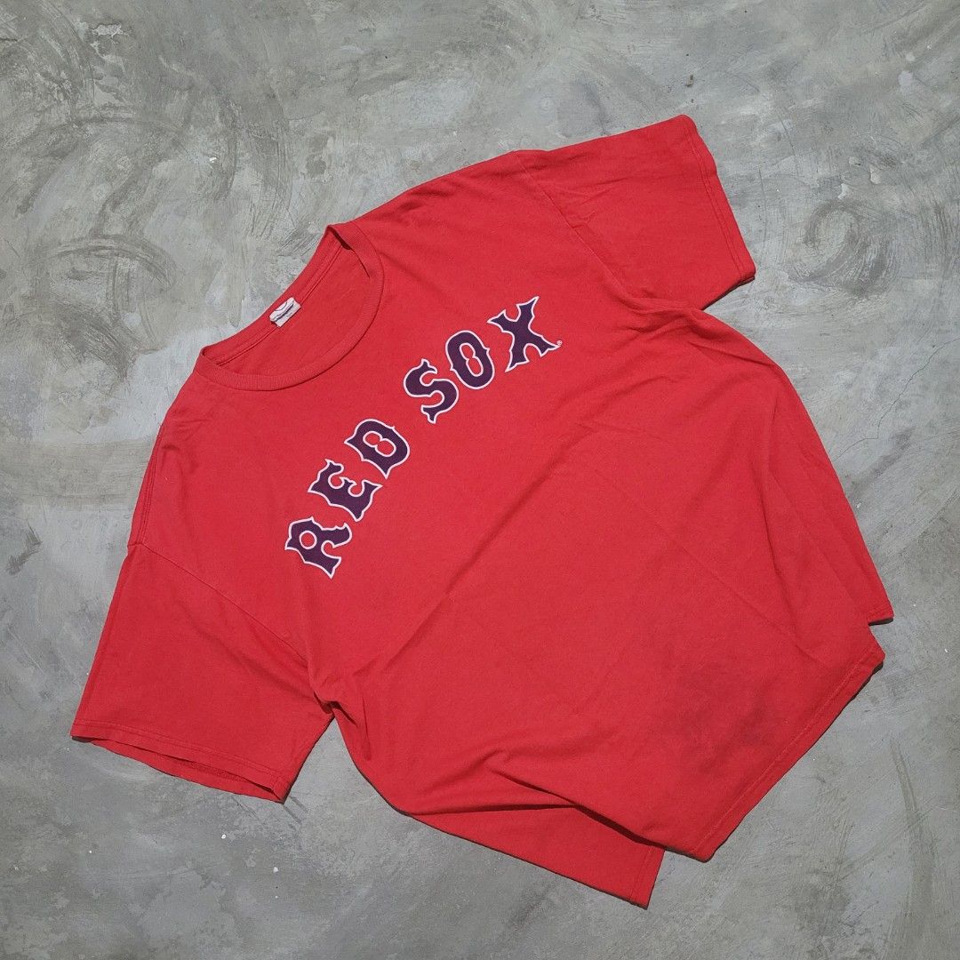 2005 Boston Red Sox Tee [Major League Baseball] (Category: Tshirts & Polo Shirts ) located in Quezon City. Submitted by eivan____orong (Listing ID 1348606853, Image 3). Description: 2005 Boston Red Sox Tee [Major League Baseball] - 28 Length - 24 Width - Fits Large - XL - Color rate 8/10 - Good Condition Issues: minimal crackprint & stain [see pics] 700 + sf.