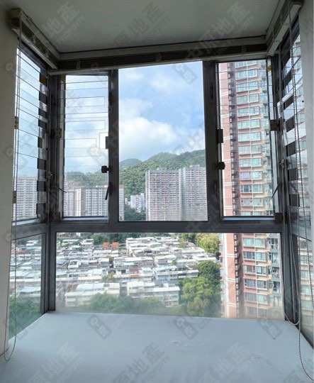 青怡花園 靚裝高層兩房64089718386050111