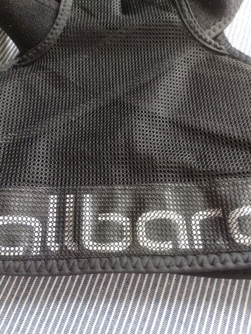 Allbaro Posture Corrector ( back support) (Category: Braces, Support & Protection) located in Cabadbaran. Submitted by ztsfinds (Listing ID 1348467993, Image 2). Description: This is a curated ukay.Last 3 pics are not mine, it's from Google. 📌Allbaro Posture Corrector Size: Large.