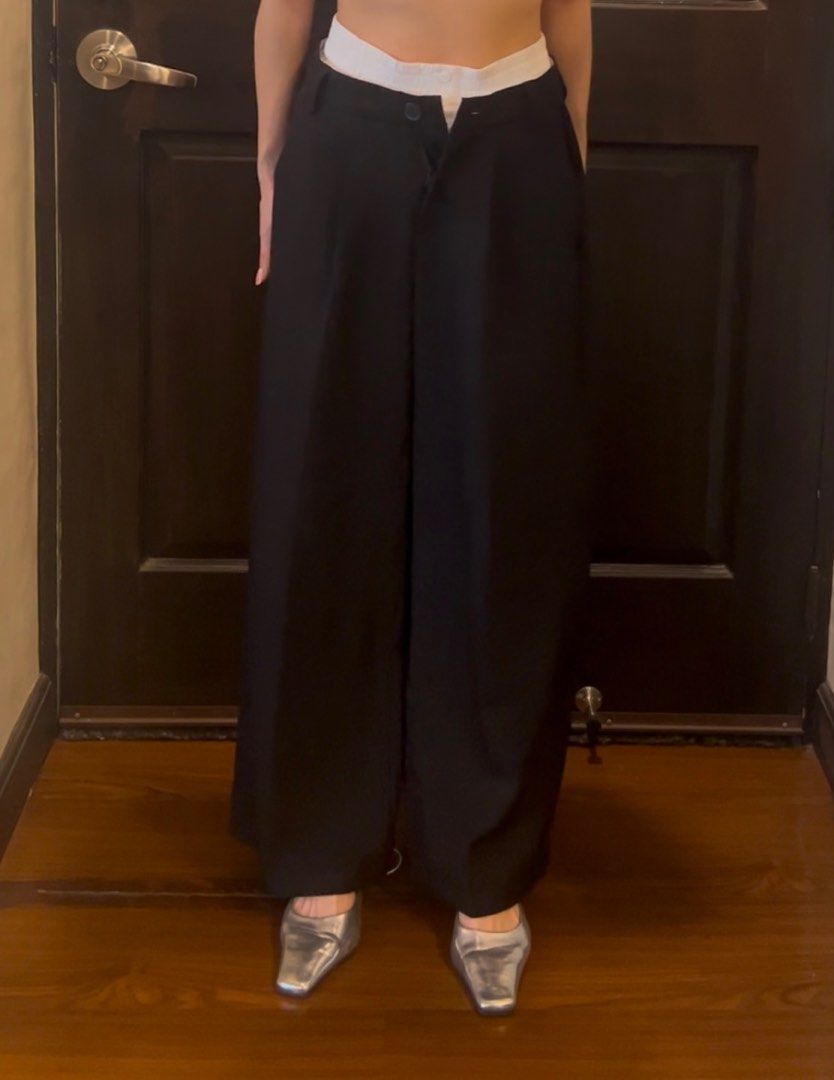 Black Trousers with Built in Boxers (Category: Other Bottoms) located in Manila. Submitted by bbstyle___ (Listing ID 1348546312, Image 1). Description: Got this in BKK Waist 23-25 Torn on the boxer part and has a tiny stain but no noticeable .