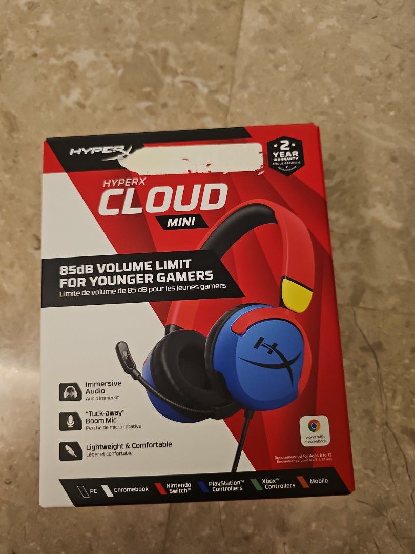 BN HyperX Cloud Mini (Category: Headphones & Headsets) located in Singapore. Submitted by ultramanner (Listing ID 1348570044, Image 1). Description: Brand new unused. Got it as a gift, but already got more than 2 other headsets. Confirm new item. But box is open to check the headphones only..