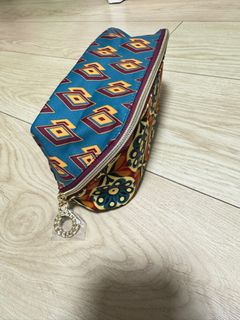 （分類：）位於 。 由 mrrvt5h8w2 提交（商品編號 1348576755，圖片 1）。簡介： 。