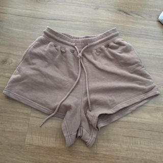 (Category: ) located in . Submitted by yixhenn (Listing ID 1348495058, Image 1). Description: .