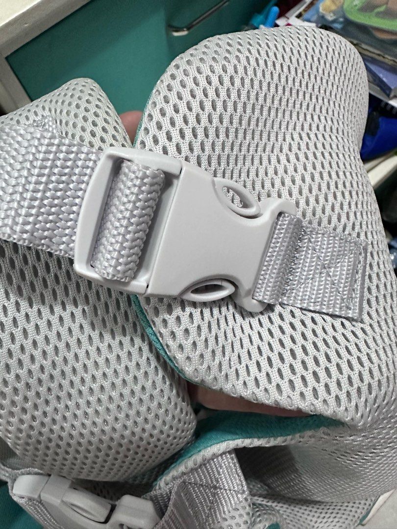 Infantino Flip Baby Carrier (Category: Carriers & Slings) located in Legazpi City. Submitted by Tagged_phl (Listing ID 1348624817, Image 3). Description: Infantino Flip Excellent Condition (super nice pa) Used 3x only. Comes with a box. RFS: Outgrown and ayaw ng baby Selling for 1500.