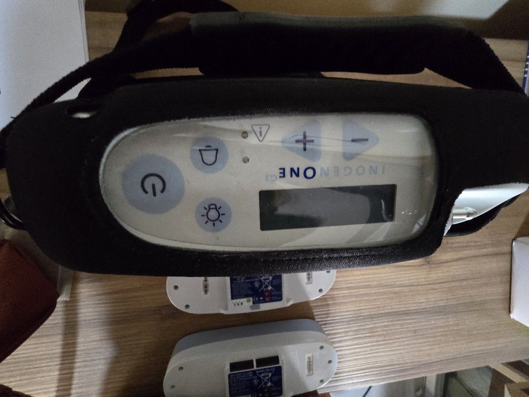 Inogen one G3 portable oxygen concentrator (Category: Rehabilitative Devices) located in Cainta. Submitted by reabilty (Listing ID 1348536627, Image 2). Description: Inogen one G3 portable oxygen concentrator FAA APPROVE Inogen one oxygen concentrator, the listed accessories below Setting by 4 Liters Weight : 4.8 Pounds AC Power supply Carry bag,manual I can send trough email. Cash on delivery Meet up possible Oxygen flow Intelligent delivery tec