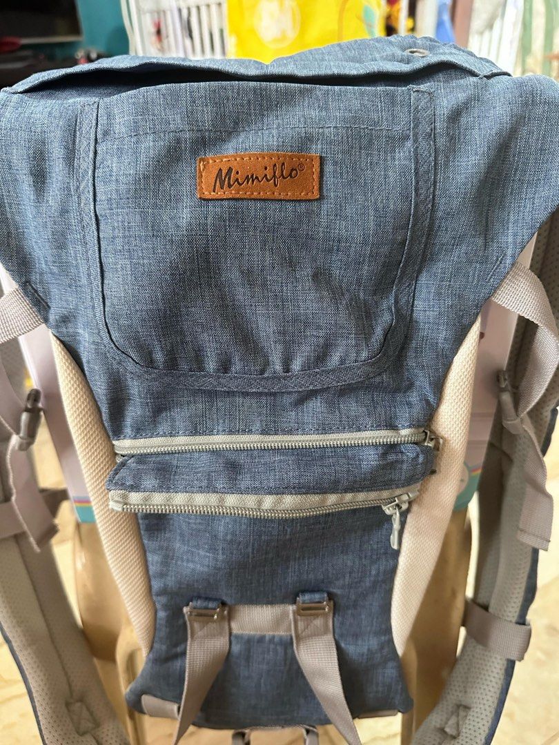 Mimiflo Baby Hip Carrier (Category: Carriers & Slings) located in Legazpi City. Submitted by Tagged_phl (Listing ID 1348624782, Image 3). Description: Actual Pics of the Hip-carrier. Excellent Condition Used for a few times only RFS: Outgrown Selling for 1200.