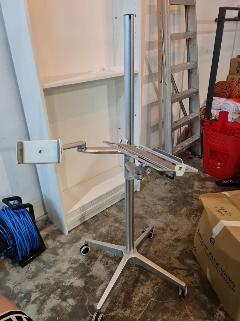 Multi purpose tripod628638355662111125