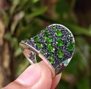Natural DIOPSIDE & BLACK SPINEL cocktail ring